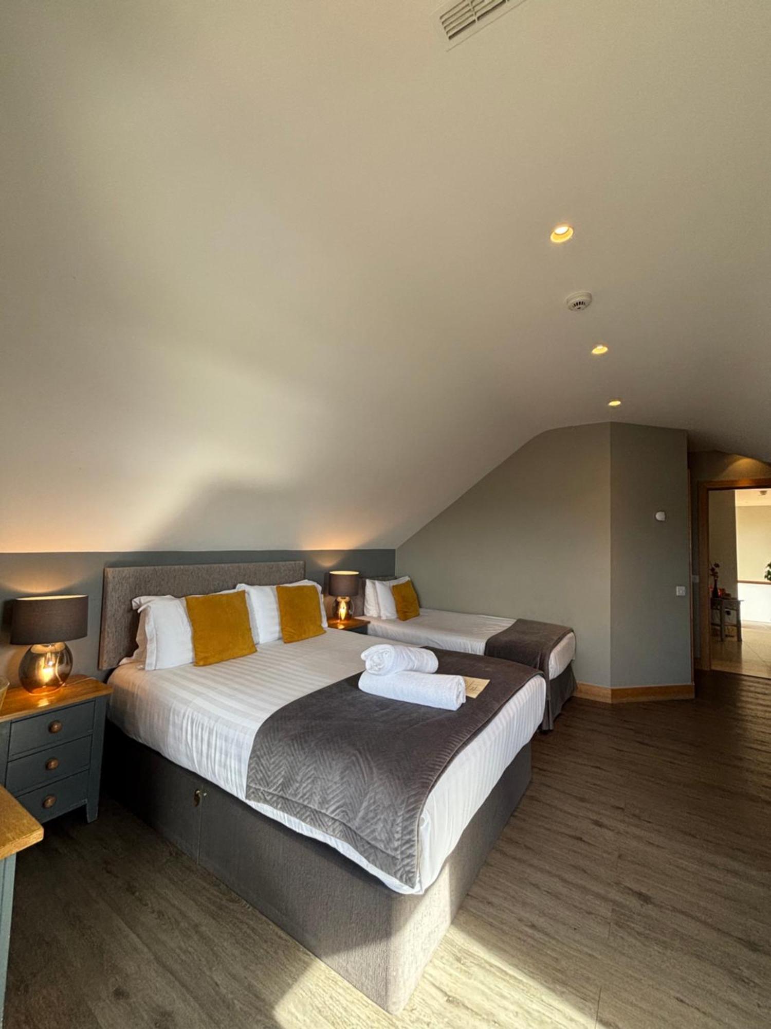Fab View (Adults Only) Hotel Dingle Luaran gambar