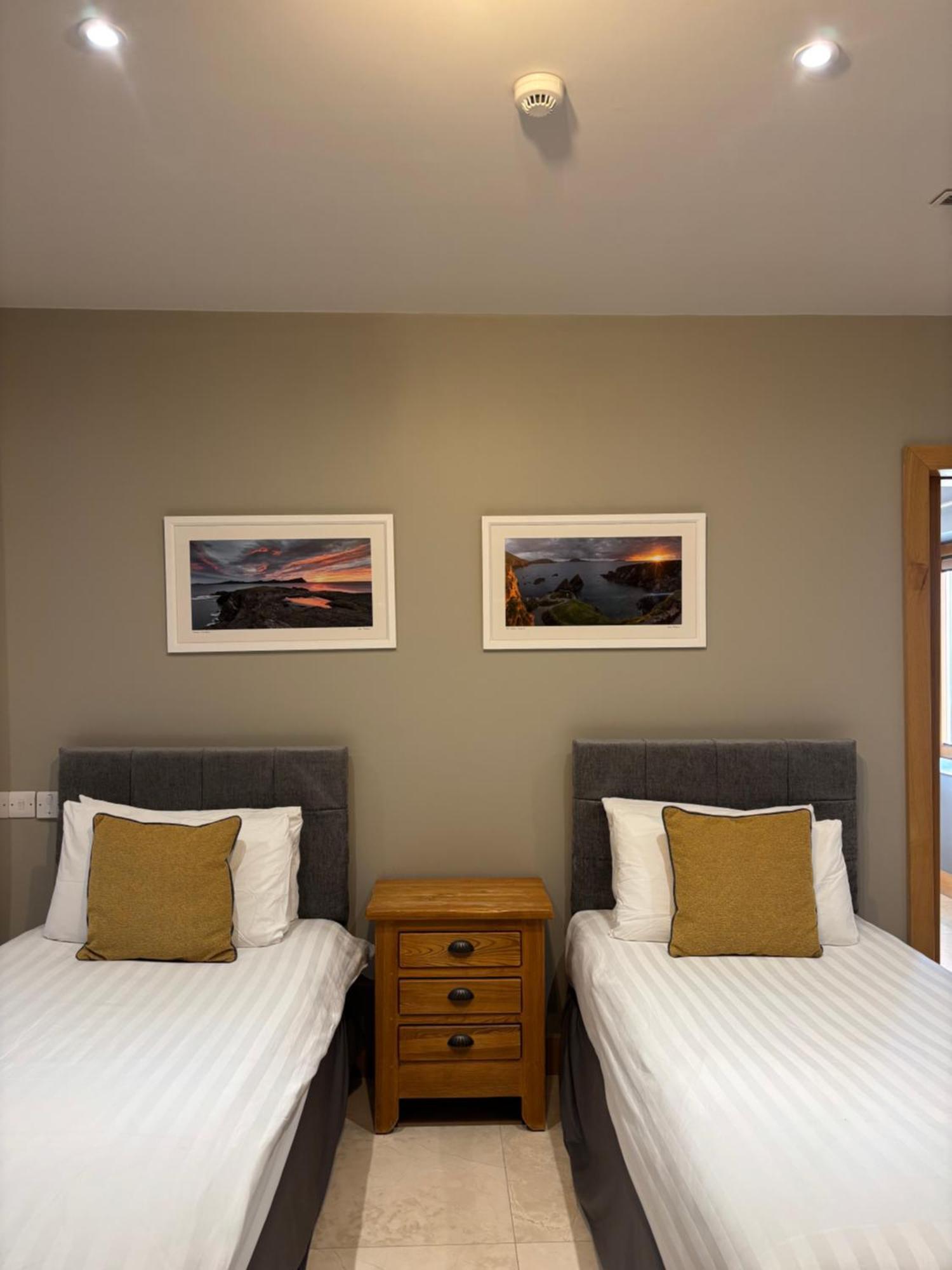 Fab View (Adults Only) Hotel Dingle Luaran gambar