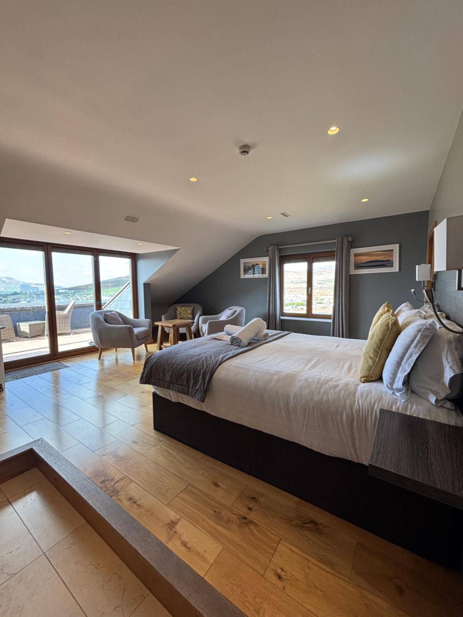 Fab View (Adults Only) Hotel Dingle Luaran gambar